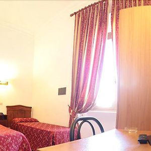 Kamer met Twee Aparte Bedden